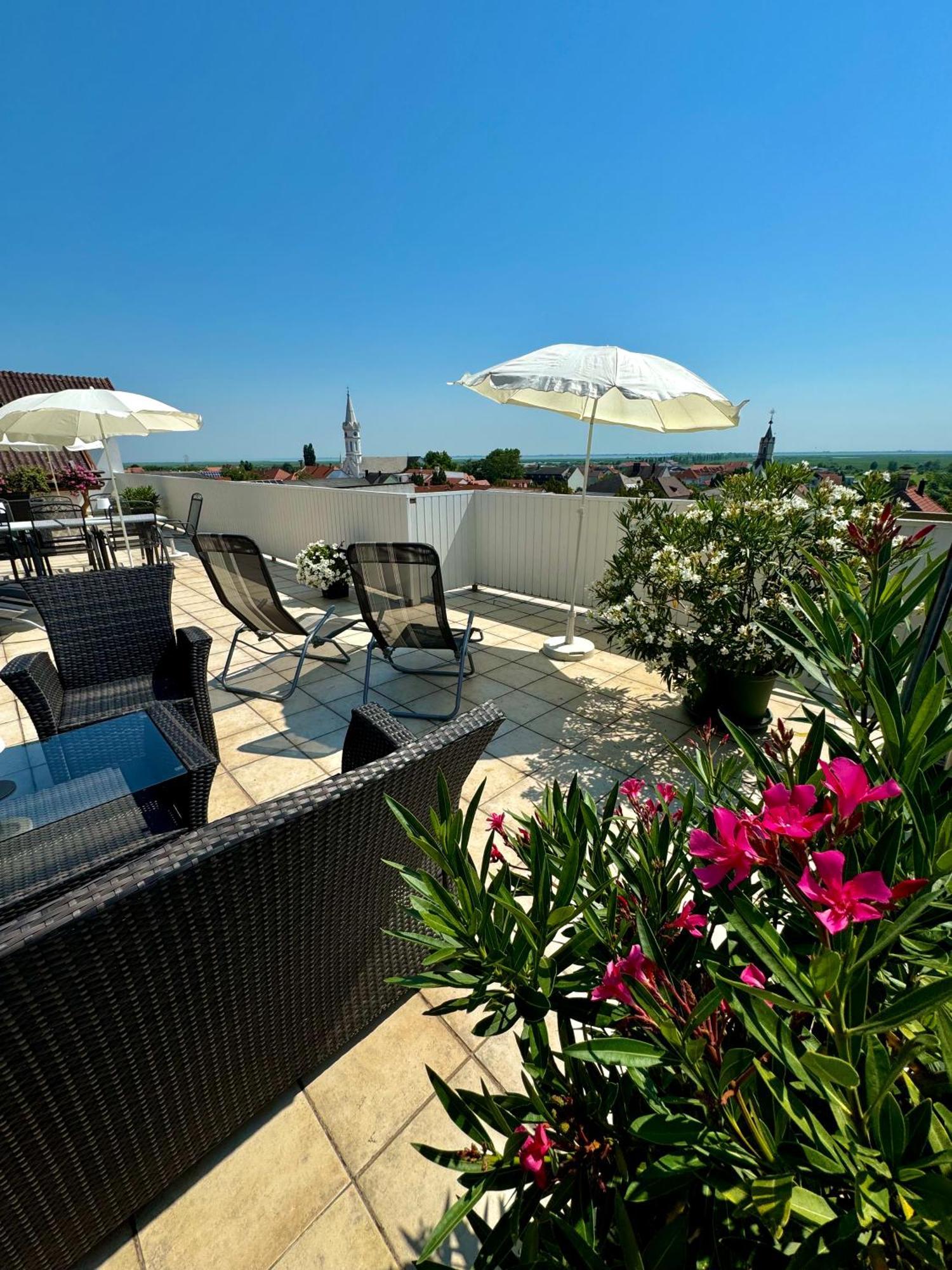 Pension Seeblick Mörbisch am See Dış mekan fotoğraf