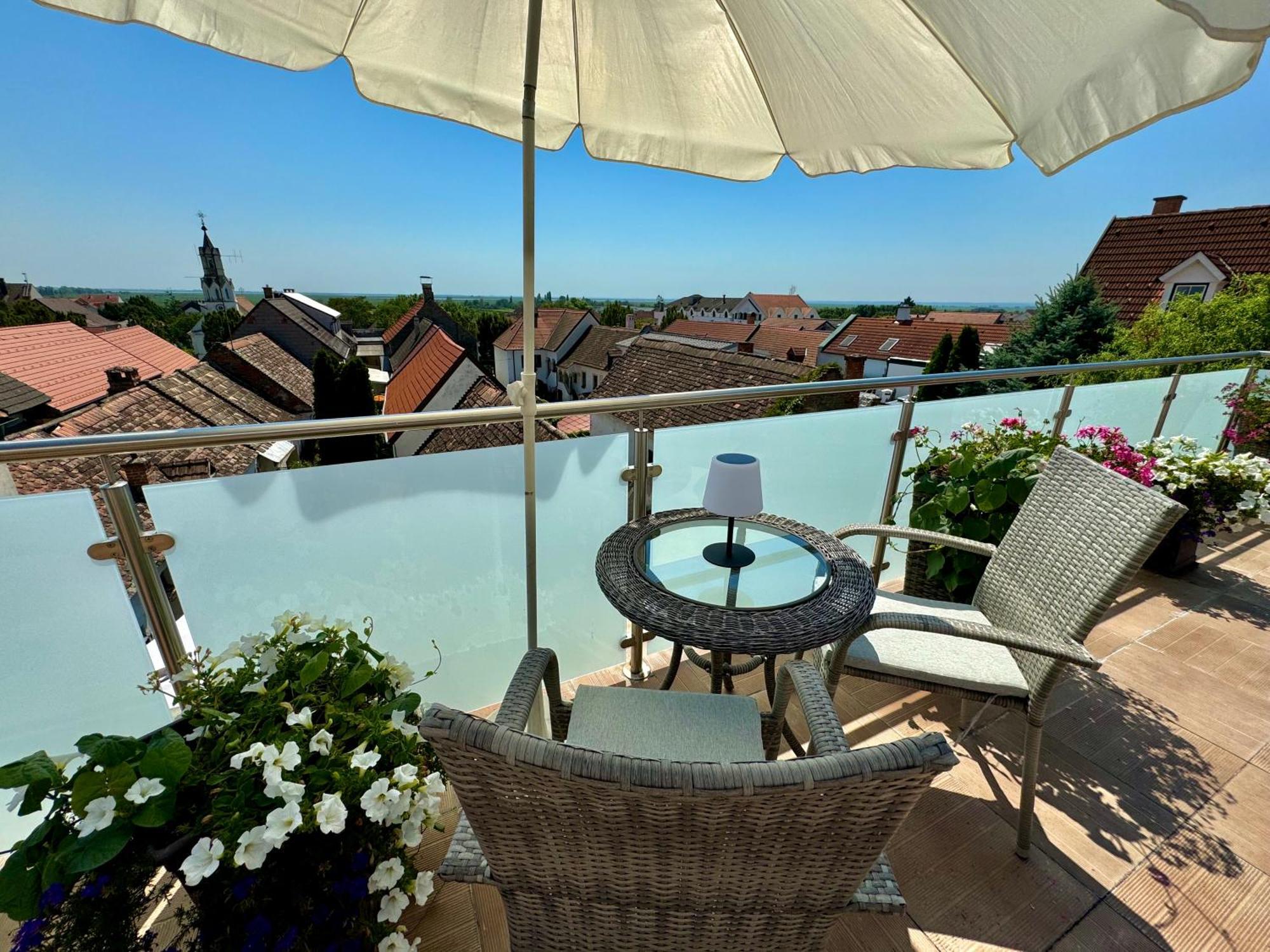 Pension Seeblick Mörbisch am See Dış mekan fotoğraf